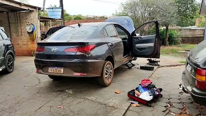 Veículo com 575 quilos de maconha é abandonado após condutor fugir da polícia