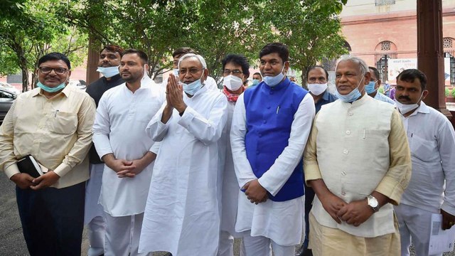Demand for caste Census, delegation with Nitish meets PM