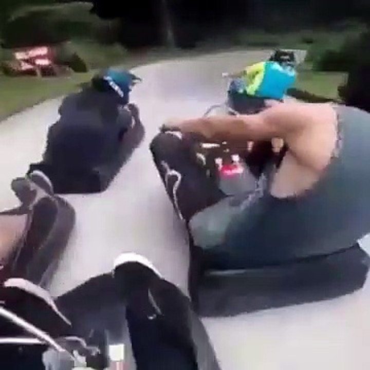 Cette course de luge d'été est juste géniale