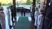 Bakan Akar, Ekvator Ginesi Savunma Bakanı ile anlaşma imzaladı