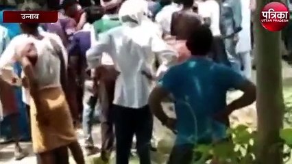 डंपर ने किशोरी को मारी टक्कर, ग्रामीणों ने किया रोड जाम