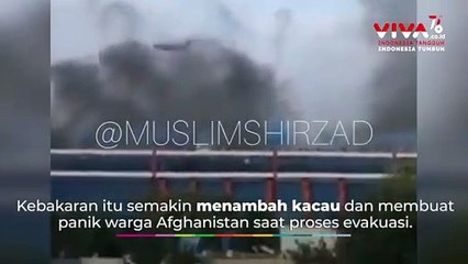 Kepulan Asap Hitam Membumbung Tinggi di Bandara Kabul
