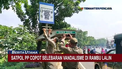 Satpol PP Copot Selebaran Vandalisme di Rambu Lalin