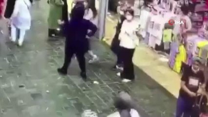 Son dakika haberi | Kapalıçarşı'da 300 gram altın çalan kadınlar kamerada