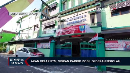 Akan Gelar PTM, Gibran Parkir Mobil di Depan Sekolah