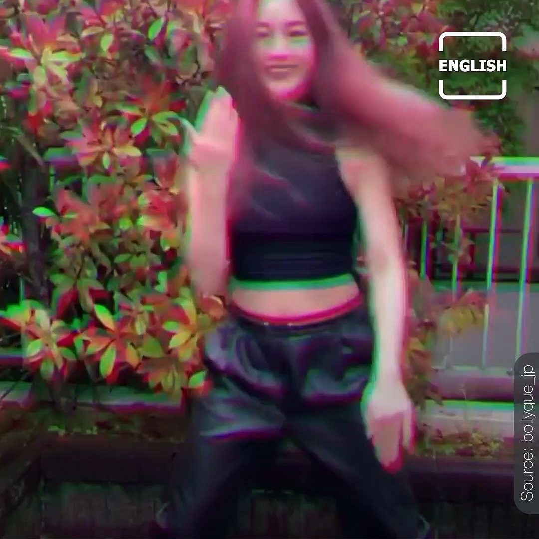⁣Japanese Girls Dancing To Bollywood Songs Is Winning The Internet