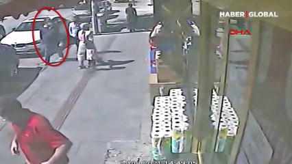 20 otomobili anahtarla çizdi, olay yerine tekrar gelince yakalandı