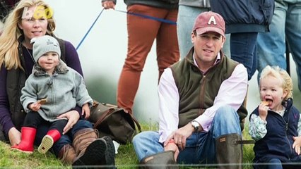 The Queen Picnics at Balmoral With Her Great-Grandchildren!
