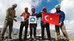 Verçenik Dağı'na 16 saatte tırmanan Erzurumlu dağcılar zirvede Türk bayrağı açtı