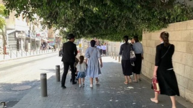 Los no vacunados, un lastre para el éxito de la rápida vacunación en Israel