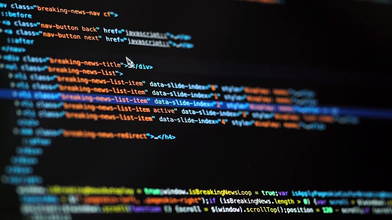 مباحث المصنفات تضبط شبكة تروج للعملات الرقمية ا...