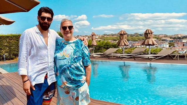 Dargınlık kısa sürdü! Mehmet Ali Erbil Manevi oğlum dediği Tolga Yüce ile barıştı