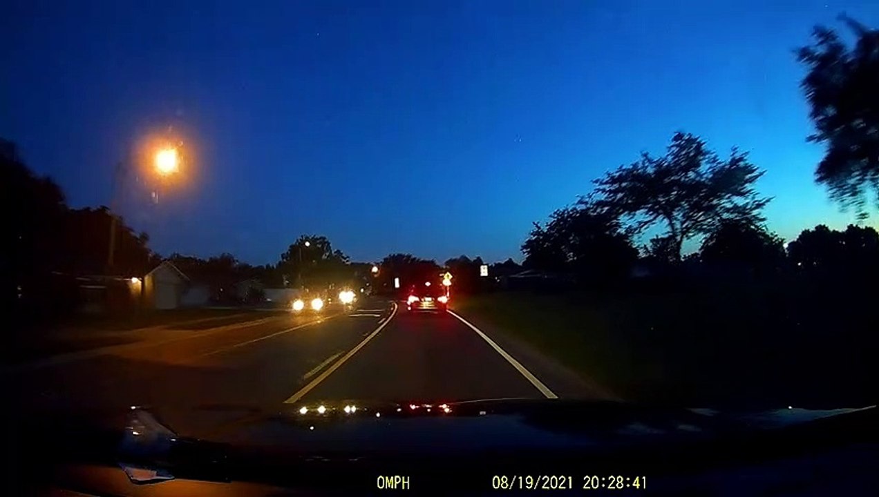 Driver Ignores Crosswalk Flashing Lights and Hits Cyclist
