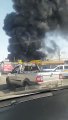 Bombeiros combatem incêndio em empresa de ônibus na Região Norte de BH
