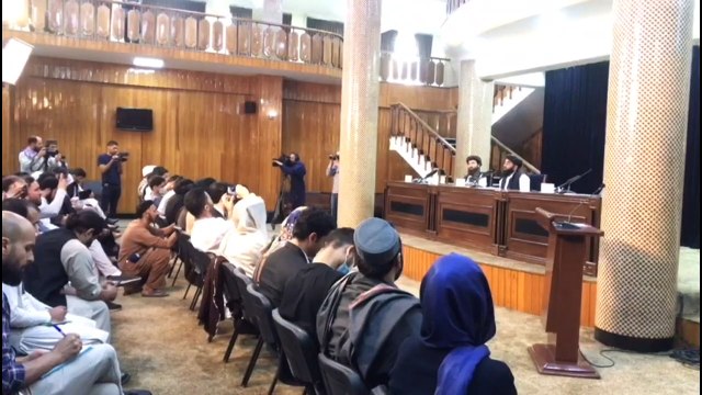 Talibãs reclamam de 'roubo de cérebros' afegãos