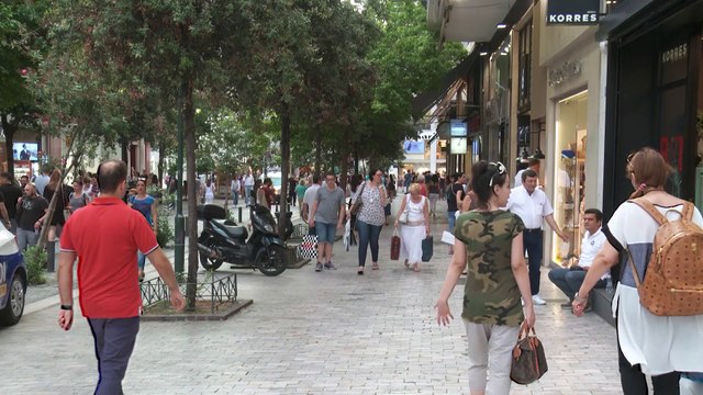 COVID-19: третья доза вакцины и новые меры