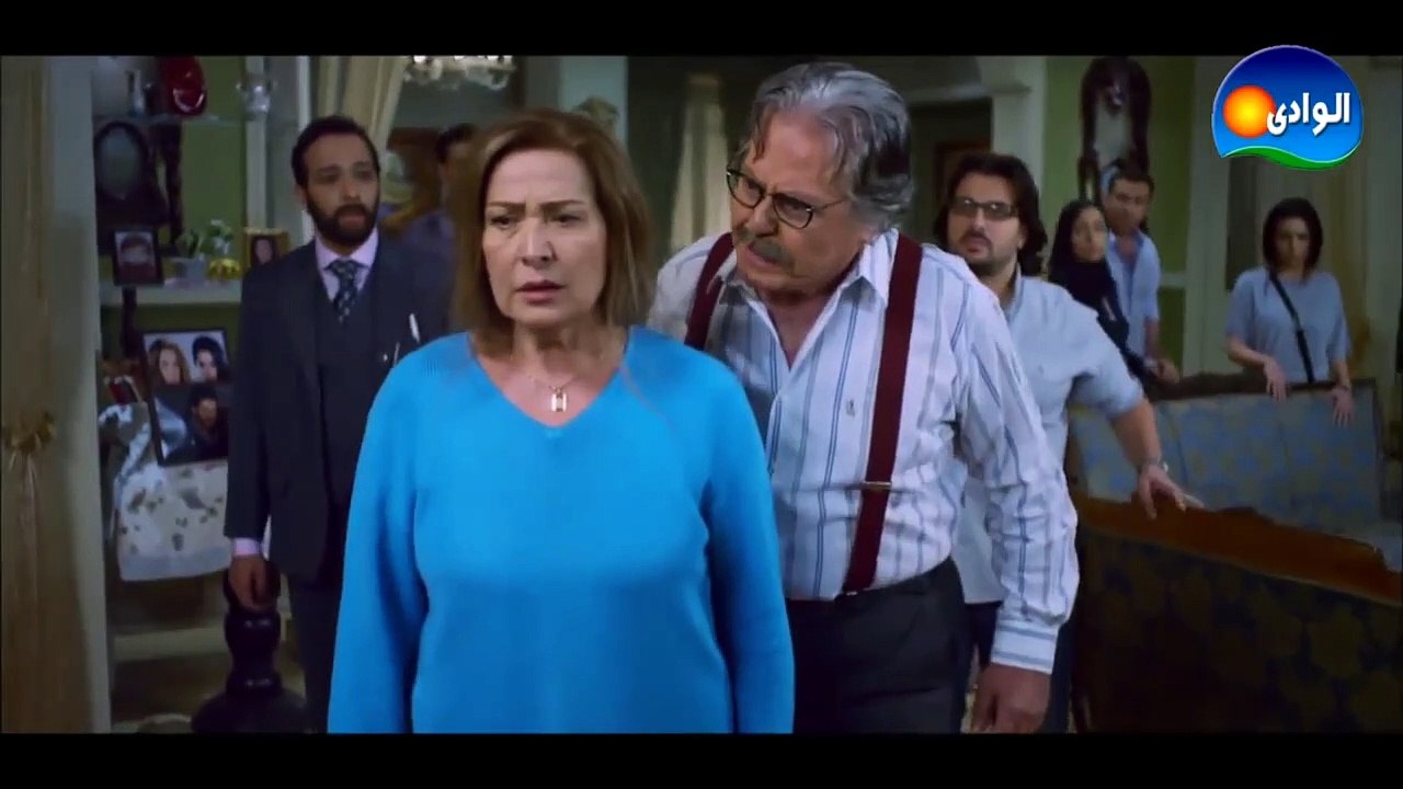 انفعال حسين فهمي بعد اكتشافة بالخيانة بعد 28 سنة مشهد اكثر من رائع❤❤