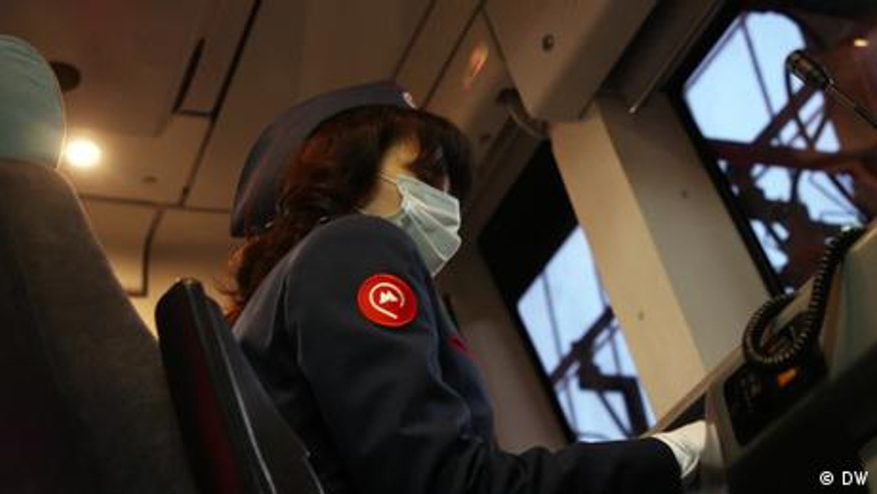 Eine Russin erfüllt sich ihren Traum als U-Bahn Fahrerin