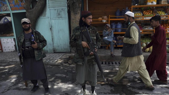 Afghans are not allowed to leave the country says Taliban