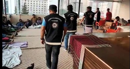 MİT VE POLİSİN ORTAK OPERASYONUNDA, OTELDE 26 KAÇAK GÖÇMEN YAKALANDI