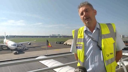 Peter Freys, commandant de l'aéroport militaire de Melsbroek :  "Aujourd'hui on a accueilli deux avions qui venaient de Islamabad"