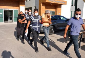 HIRSIZLIK ŞÜPHELİLERİ, 180 KİLOMETRELİK KOVALAMACAYLA YAKALANDI