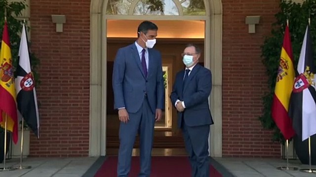 Pedro Sánchez y Juan Jesús Vivas, presidente de Ceuta, en Moncloa.