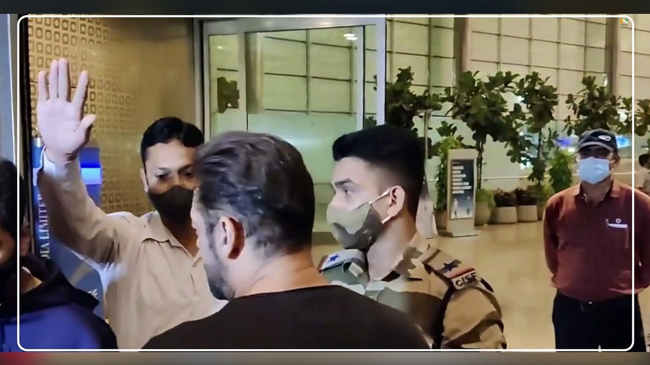 Officer who stopped Salman Khan "rewarded for Professionalism": CISF