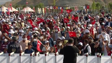 Cumhurbaşkanı Erdoğan: "(Gençlere) 2053 ve 2071 vizyonlarıyla, Türkiye'yi her bakımdan dünyanın en güçlü ülkeleri arasında ilk sıralara yerleştirme...