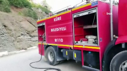 Afet bölgesine gelen Bakanlık görevlileri uçuruma uçtu: 1'i ağır 3 yaralı