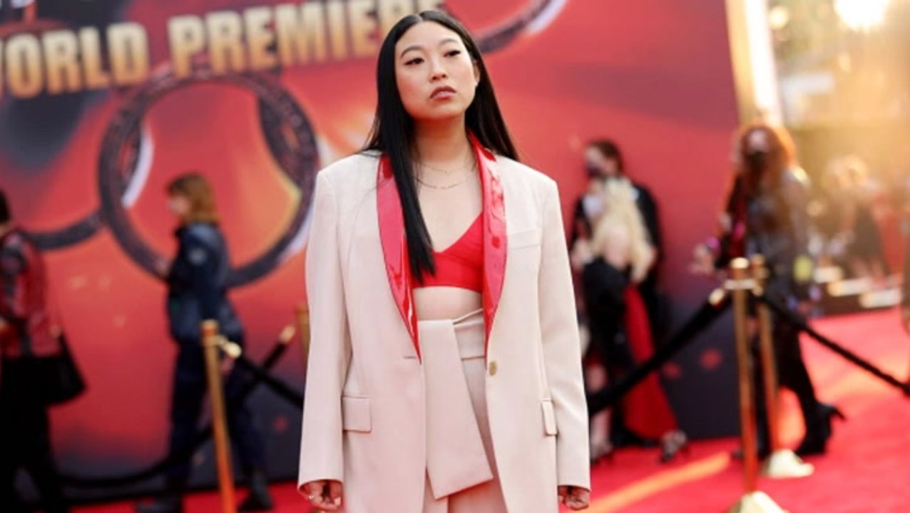 ‘Shang-Chi’ Star Awkwafina on Her Key Role During Casting of Simu Liu’s Superhero | THR News