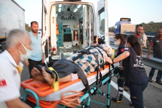 Son dakika haber... Trafik kazası: 2 yaralı