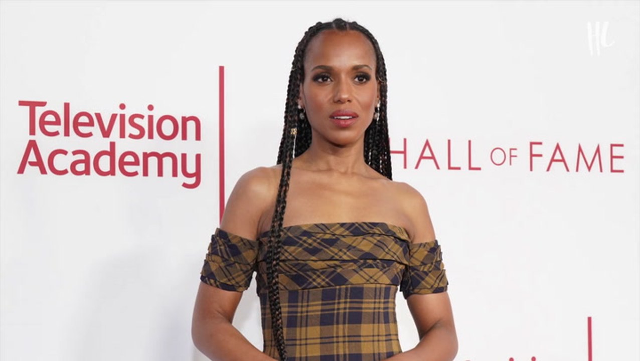 Kerry Washington, 44, Stuns In Cutout Dolce & Gabbana Swimsuit While Hitting The Pool