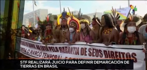 Скачать видео: teleSUR Noticias 17:30 25-08: Brasil: Juicio para demarcación de tierras a pueblos indígenas