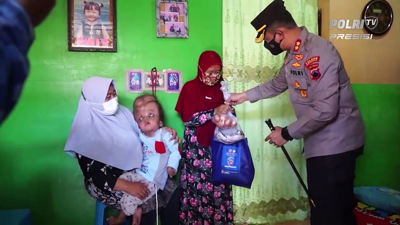 Polres Sukoharjo Panen Ikan Lele & Bagikan Baksos di Polsek Polokarto