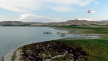 Elazığ’da kuraklık nedeni ile sular çekildi: 75 yıllık okul gün yüzüne çıktı