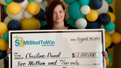 Yok böyle bir şans! Aşı yaptırdığı için milyoner oldu