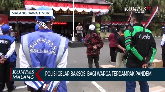 Polisi Gelar Baksos, Beri Bantuan Untuk Penyandang Disabilitas Hingga Korban Kecelakaan