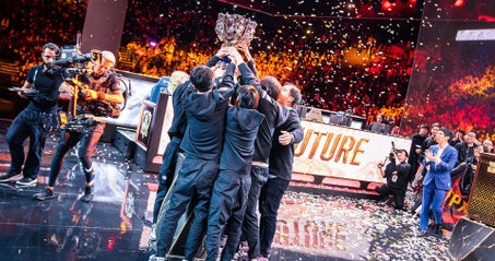 The Most Iconic LoL Worlds Plays