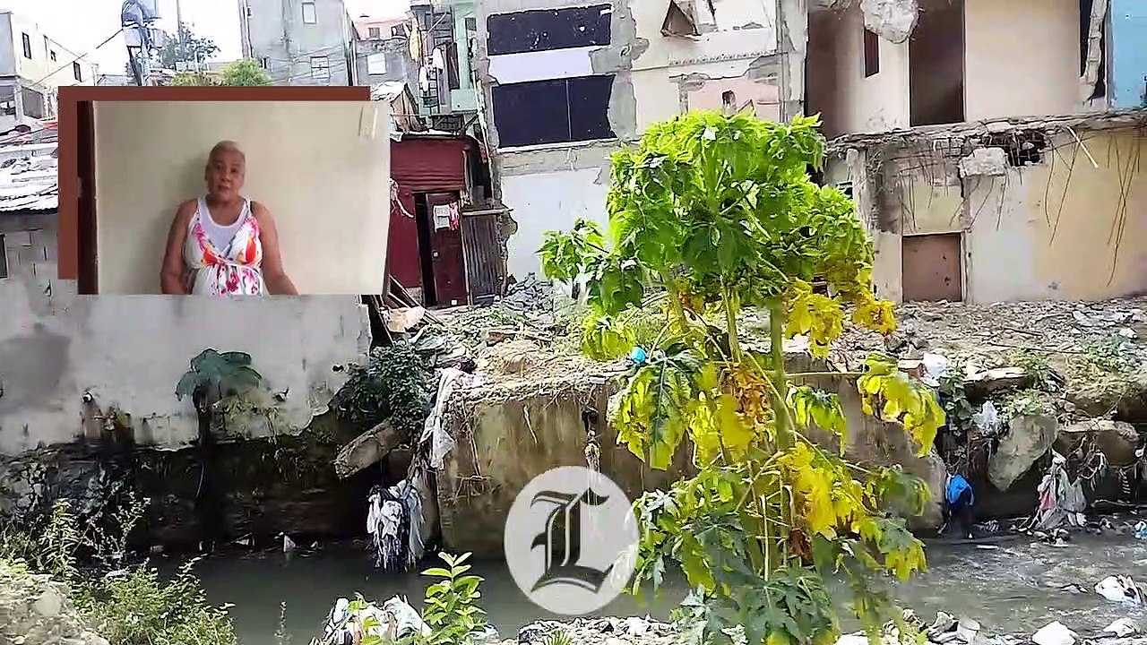 Después de un año familias afectadas por tormenta Laura esperan casa de Abinader