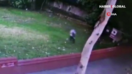 Çantasını kaptıran Rus manken kapkaççının ardından böyle depar attı