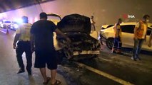 TEM'deki kazada can pazarı: Yanan araçtan son anda kurtuldular