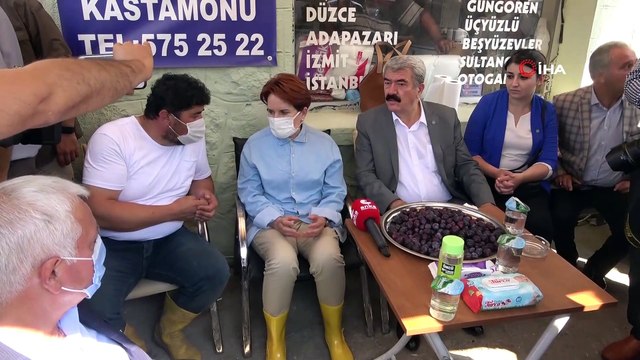 Meral Akşener, afet bölgesini ziyaret etti