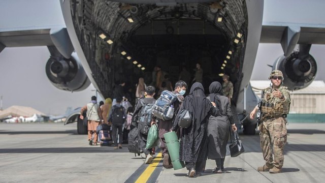 What is India's plan to evacuate stranded Indians from Kabul