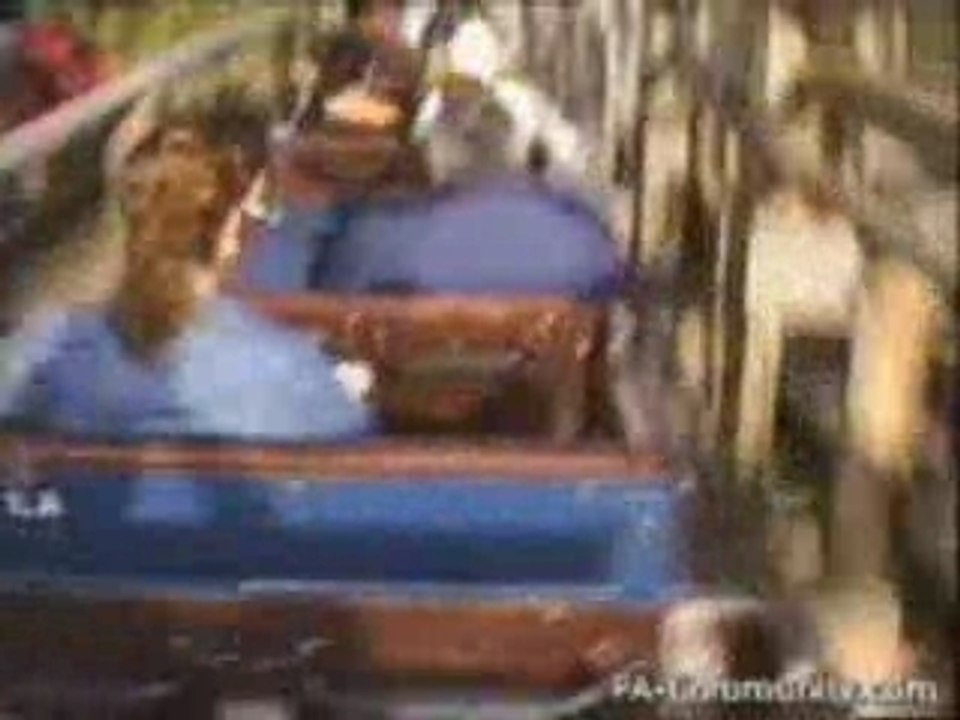 STAMPIDA BLEU montagne russe looping  roller coaster