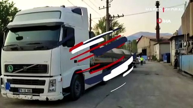 Karabük'te 'dur' ihtarına uymayan tır şoförü aracı polislerin üzerine sürdü