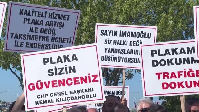 (1000 yeni taksi plakası teklifi) İstanbul Taksiciler Esnaf Odası Başkanı Eyup Aksu: İBB'ye yaptığımız başvurular UKOME'nin gündemine bile alınmıyor