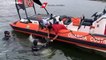 فيديو | خفر السواحل الإيطالي ينقذ دلفينا رضيعا من موت محتم