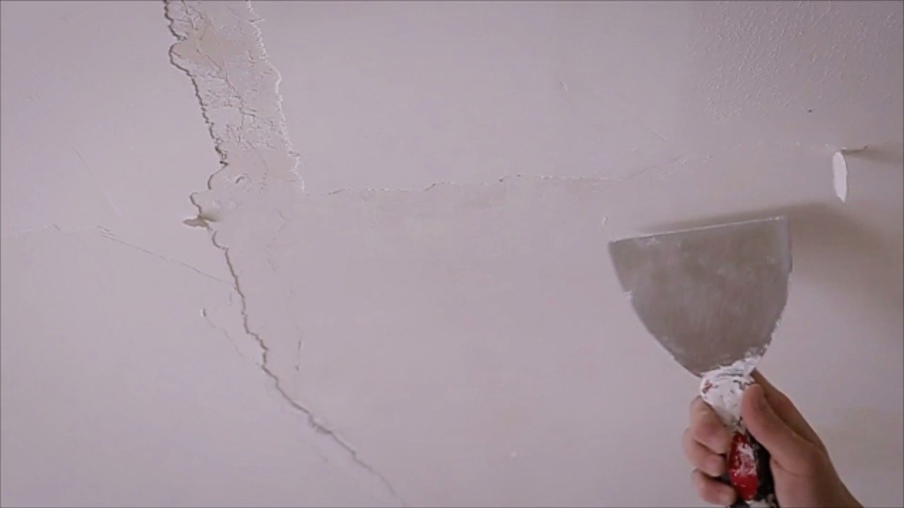 Here's How to Remove Those Popcorn Ceilings Yourself