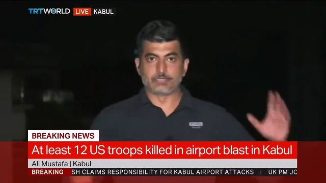 Afghanistan: Un journaliste d'une télévision turque surpris en plein direct par une explosion à l'aéroport de Kaboul,